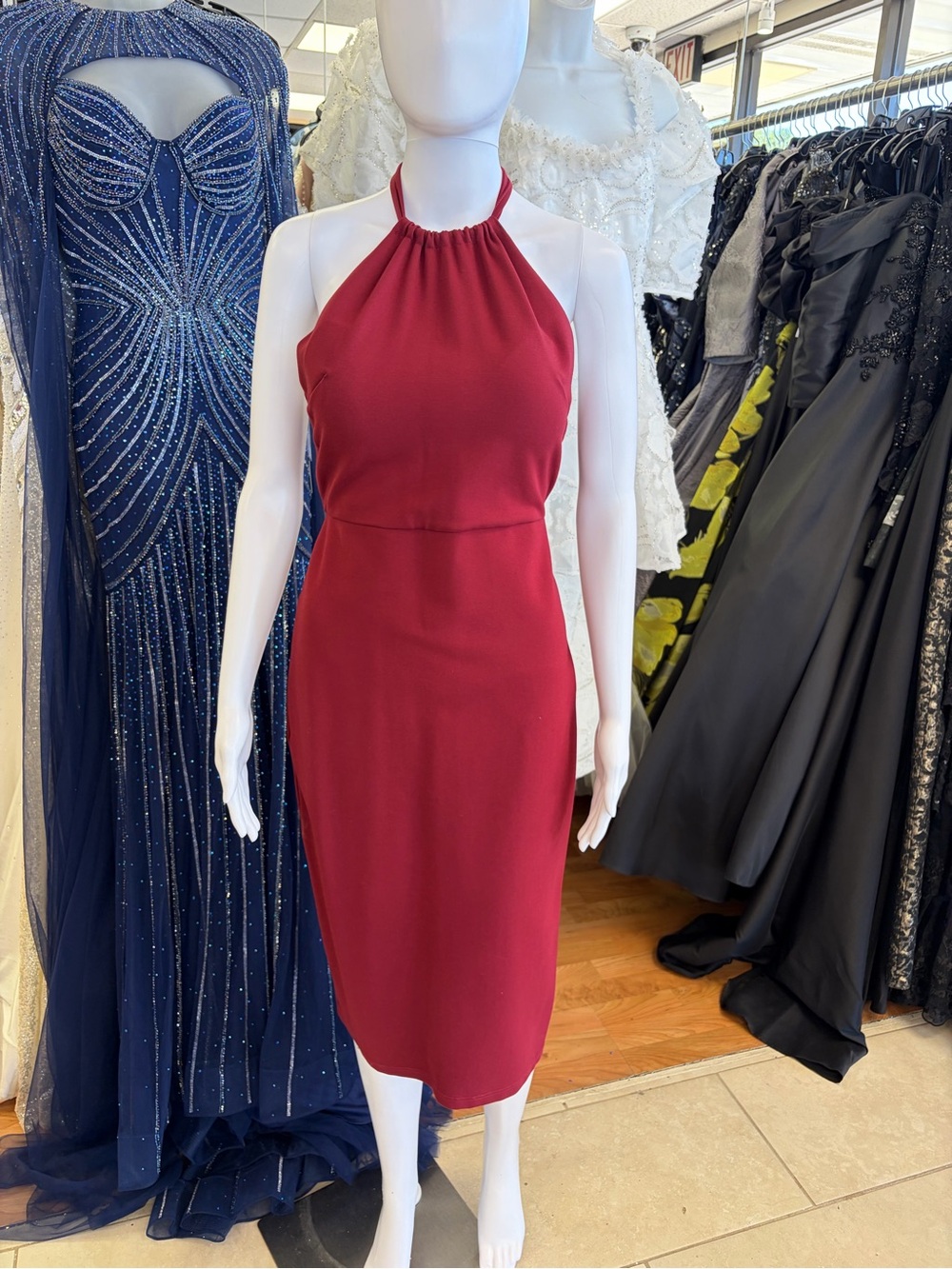Halter Neck Midi Dress in Burgundy size Large comfortable fabric